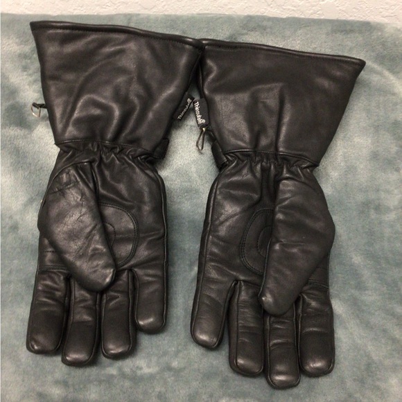 Milwaukee Leather Motorcycle Riding Gloves - Picture 2 of 7